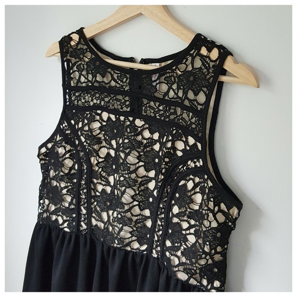 Black Lace Fit and Flare Dress SIZE XL - Picture 3 of 5